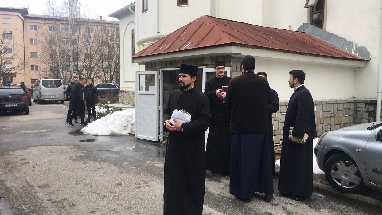 Laurențiu Reghecampf și-a înmormântat, marți, tatăl. Familia și prietenii au fost alături de celebrul antrenor