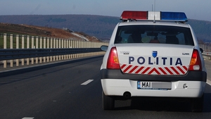 Barbat prins de politisti cand conducea cu 238 de kilometri la ora, pe Autostrada Transilvania! Ce amenda a primit