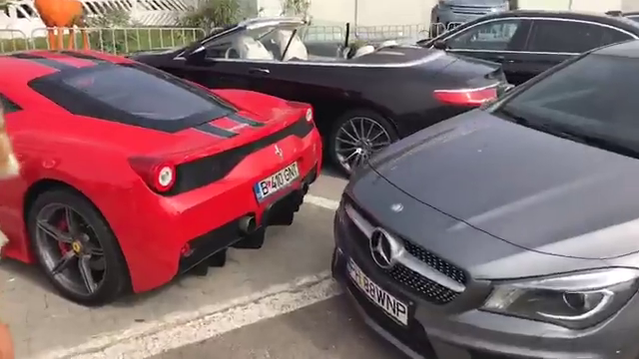 Pentru 100 de lei, Gunata şi-a lăsat maşina luxoasă ”la botul calului”