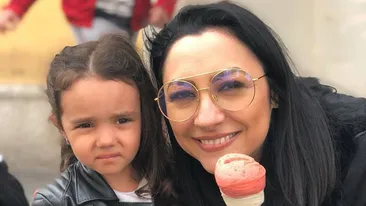 Andra a dus-o pe fetița ei, Eva, la salon! A încercat asta pentru prima dată