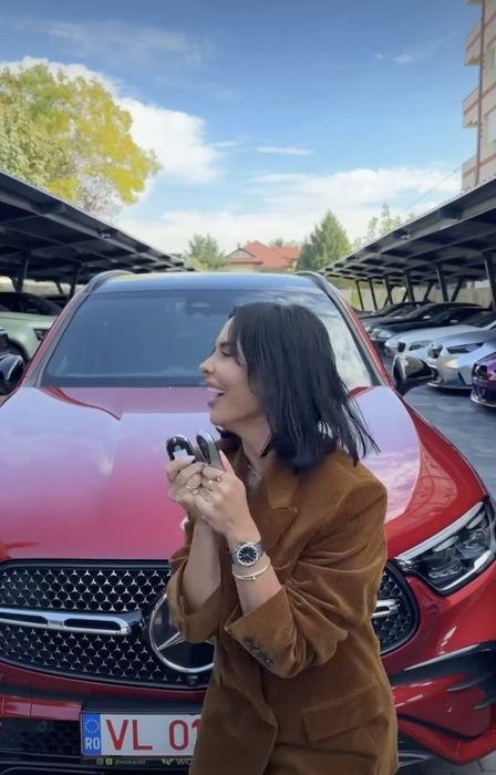 După penthouse, Andreea Popescu a făcut o nouă achiziție! Ce bolid și-a cumpărat fosta soție a lui Rareș Cojoc