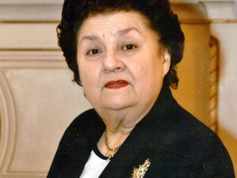 ”Liceenii” i-au făcut un cadou inedit Tamarei Buciuceanu de ziua ei de naștere