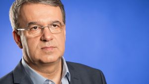 Lovitură teribilă pentru familia lui Vergil Chițac! Și soția senatorului are coronavirus: “E o încercare pentru toată planeta”