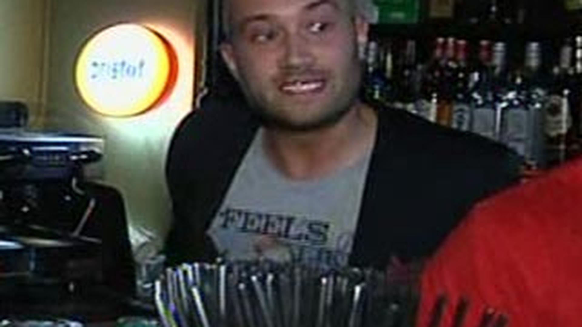 Dezvaluiri incendiare din partea lui Mihai Bendeac si a Deliei! "Ma bucura enorm faptul ca sunt considerat gay!"/ "Voi servi sarmale cu piftie la nunta mea!"