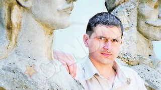 Solistul de la Bere Gratis a scapat de electricianul piroman! "Urmasul lui Stefan cel Mare", arestat preventiv