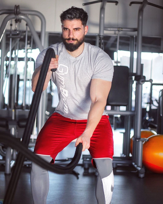 Andi Constantin: "Eu mă accept așa cum sunt, mă iubesc" (Foto: Instagram)