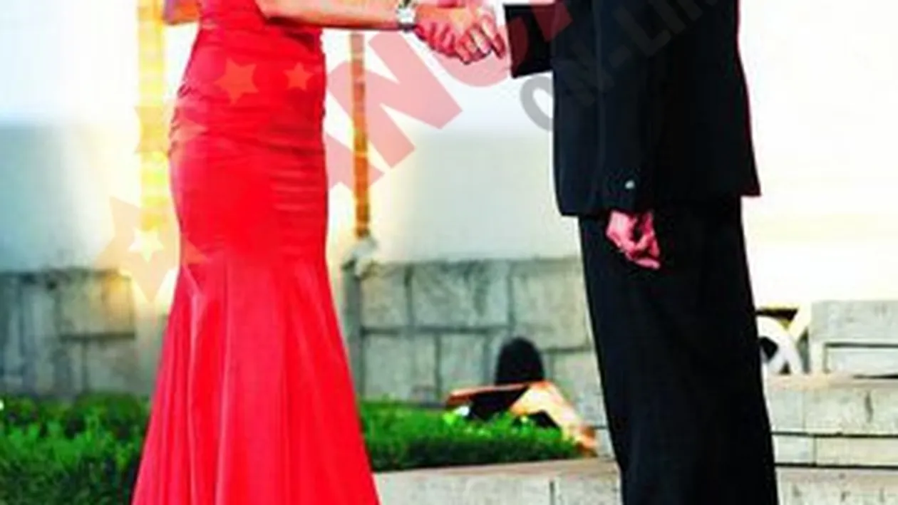 S-au retras pe o plaja virgina