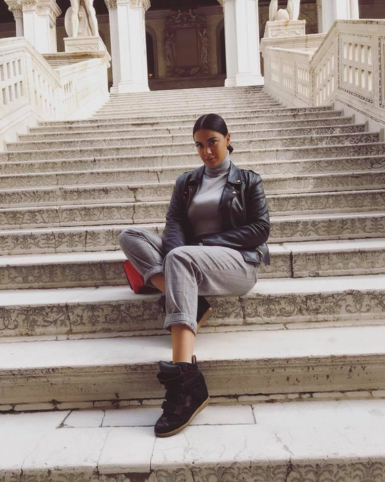 Betty Salam, strigăt disperat de ajutor: „Vă rog, mă lupt de vreun an şi…”. Fanii s-au îngrijorat când au aflat ce i s-a întâmplat