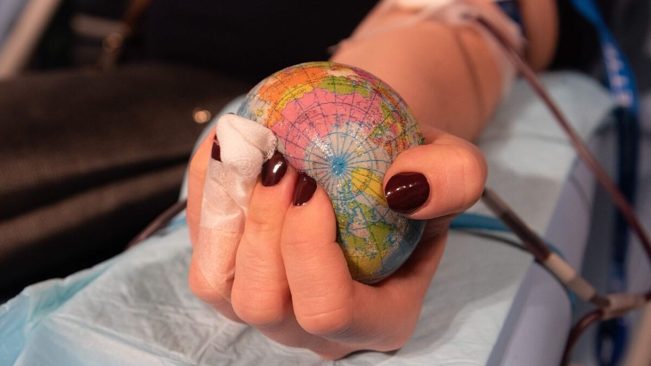 Câți bani primesc donatorii de sânge în 2025. Ce beneficii mai au