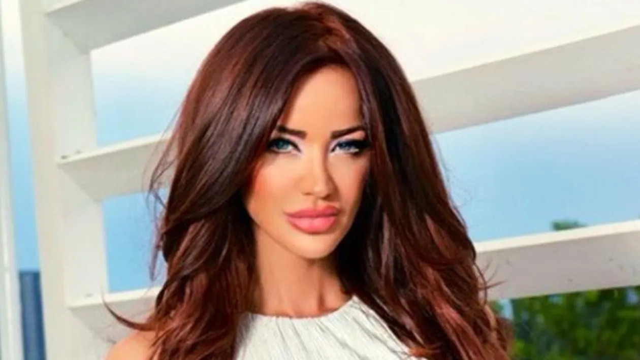 Ce se mai distrează Bianca fără Victor! Cum s-a pozat roscata la plajă, in Dubai: Esti oribil de slaba, schelet ambulant