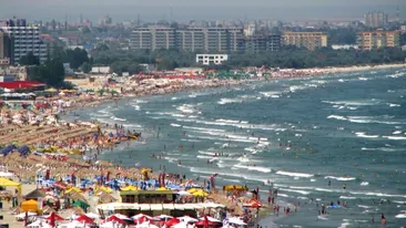 Glume pe seama pachetelor cu droguri găsite în Constanța: ”Plajele Eforie se vor numi Euforie”