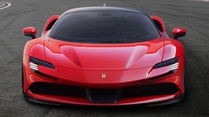 În ce an se va lansa pe piaţă primul Ferrari complet electric