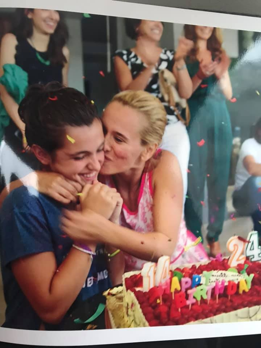 Imagini rare cu Andreea Esca înainte să devină celebră, făcute publice astăzi. Incredibil cum arăta actuala prezentatoare a Știrilor Pro TV