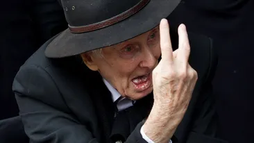 A MURIT unul din autorii Jafului Secolului! Ronnie Biggs a fost un fugar aproape toata viata lui