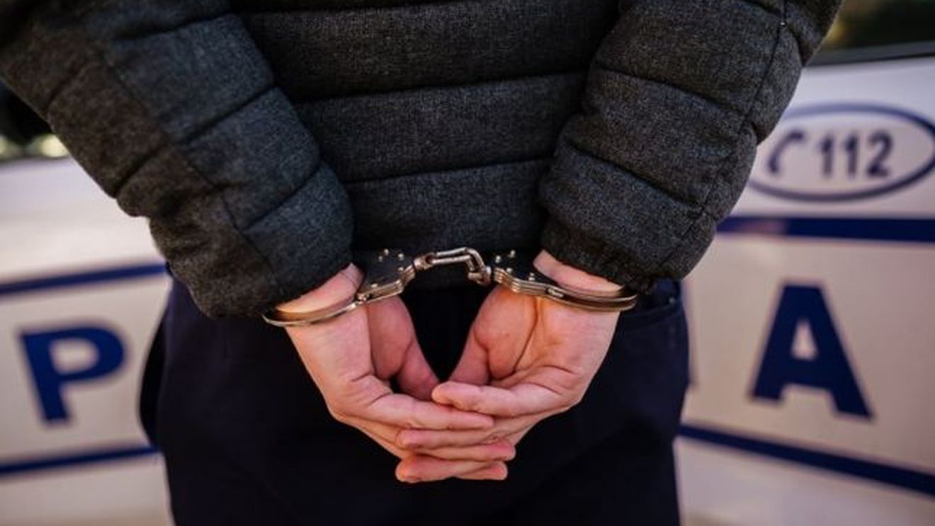 Un român care a dat spargeri în Paris a fost prins după 7 ani de căutări internaționale