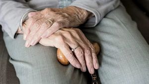 Dezvăluirile șocante din dosarul „azilele groazei” continuă. Ce se întâmpla, de fapt, în aceste adevărate centre de tortură