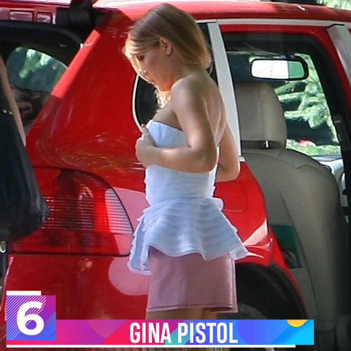 Top 20 bunăciuni din showbiz care au rămas “total descoperite” în locuri publice. Anna Lesko, Gina Pistol sau Anda Adam sunt doar câteva dintre numele sonore