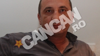 Sexy-violatoarea a terorizat un alt taximetrist! "I-am luat vin pe datorie, iar ea mi-a spart parbrizul si mi-a cerut sa-mi cunoasca sotia ca sa i-o puna!"