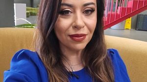 Oana Roman, în vacanță alături de un prieten din copilărie. Este vorba despre un bărbat din showbiz: „Împărțim și adunăm amintiri”