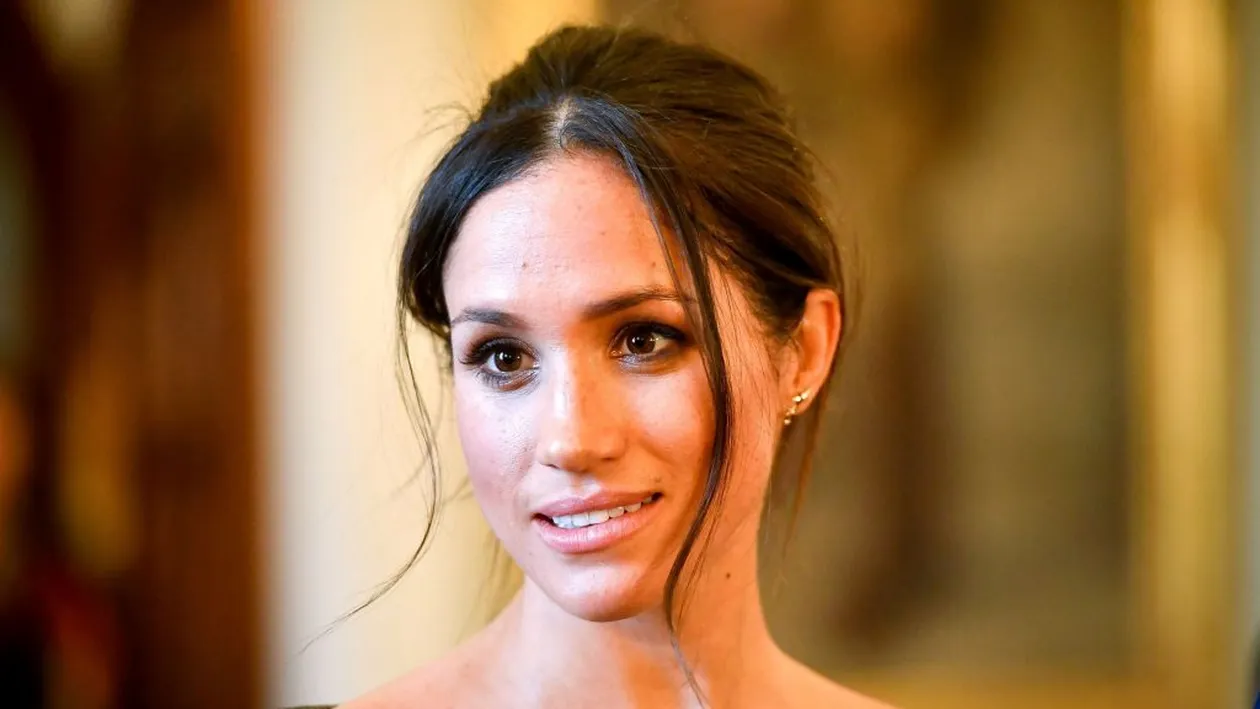 Meghan Markle a dat-o în bară la prima apariție la Buckingham!