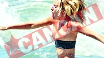 Sienna Miller, topless pe plaja