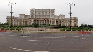 Costurile unui turist care vizitează Capitala României. Milioane de oameni vizitează anual Bucureștiul