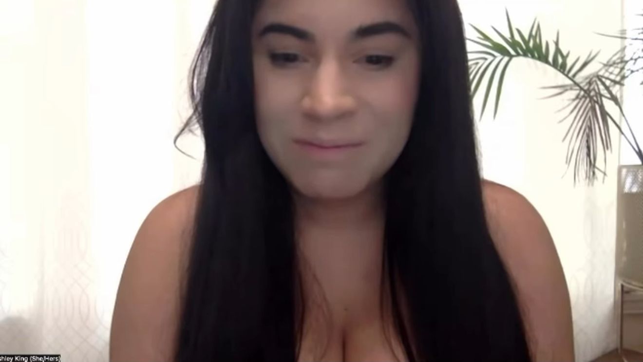 Nu e o glumă! Această tânără a orbit după ce a băut un cocktail în Bali: ce conținea băutura, de fapt