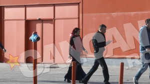 La Strehaia, gaina canta in… palat!Avem dovada ca “Printul tiganilor” e la cheremul fostei sotii