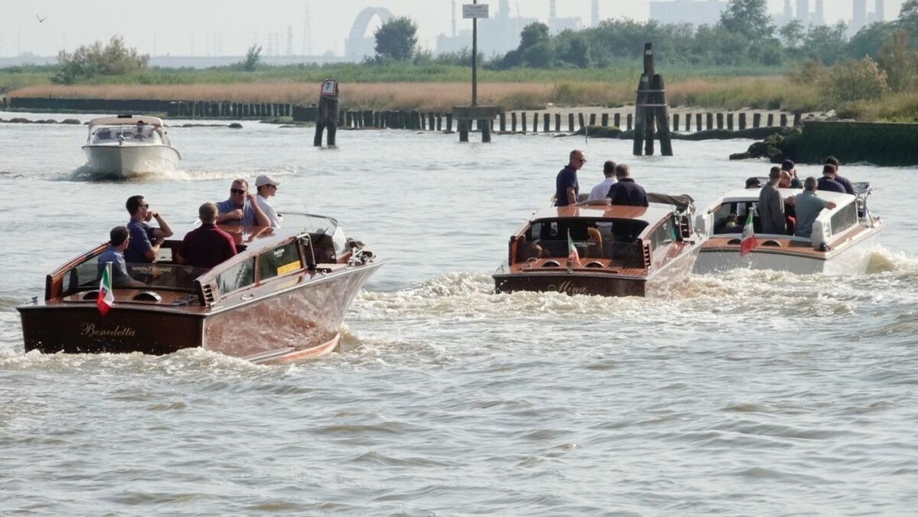 Fiica lui Donald Trump, zărită la Veneția, cu soțul și copiii. Ce alte celebrități mai sosesc la nunta lui Jeff Bezos