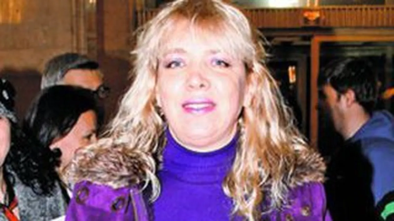 Silvia Dumitrescu nu vrea sa se maturizeze nici la 53 de ani: Voi ramane toata viata o copilaroasa! Astazi este ziua ei, transmite-i un mesaj!