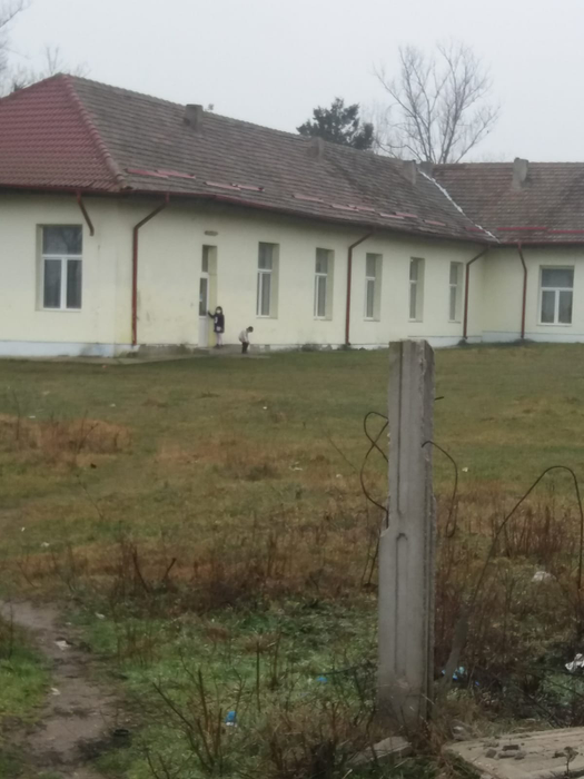 Un număr de 130 de școli din Dolj au început cursurile fără autorizație sanitară