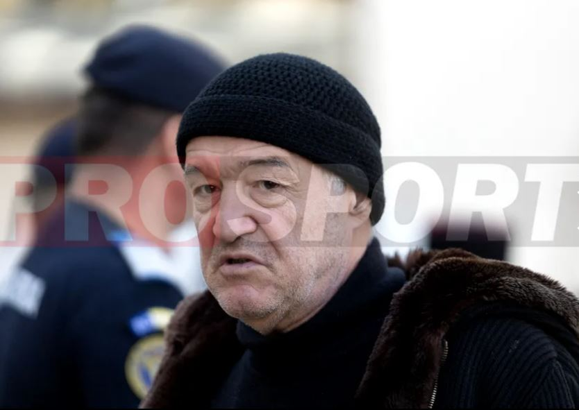 Imagini fabuloase! Cum a venit îmbrăcat Gigi Becali, patronul FCSB-ului, la Patriarhie, la moaștele Sfântului Dimitrie cel Nou | GALERIE FOTO