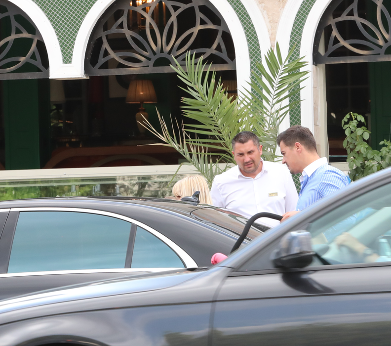 Adrian Alexandrov pregătește "retragerea" de la restaurant