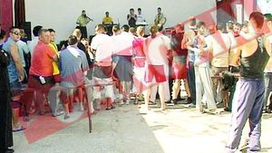 Manele pentru detinuti