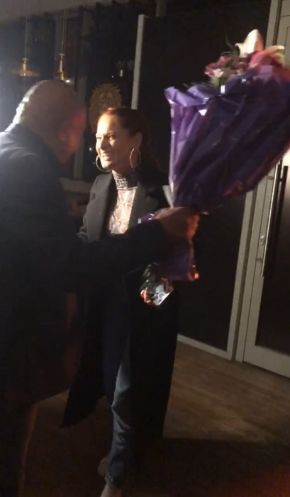 Raluka, petrecere surpriză de ziua ei!