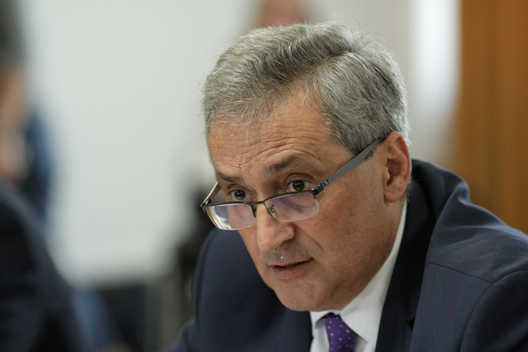 Marcel Vela a promis că va lua la puricat cumetriile din MAI (Foto: Inquam Photos)
