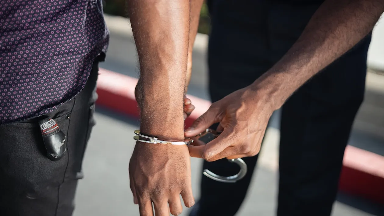 Un român de 31 de ani a luat taxiul până în Austria ca să-și pedepsească iubita. Femeia îl anunțase că îl părăsește