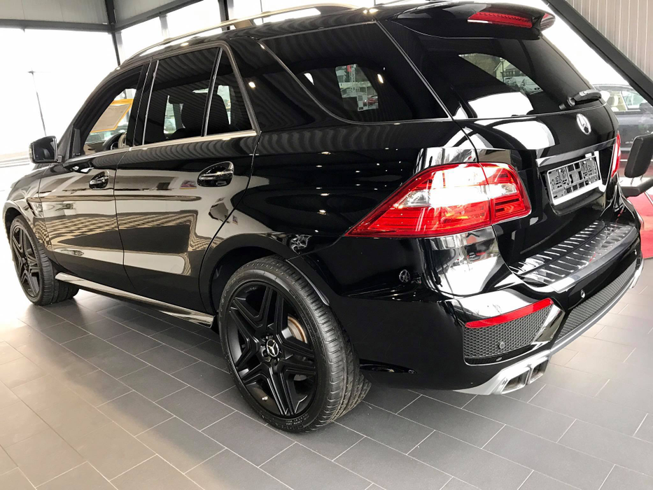 Bolidul vizat de Slav este de-a dreptul impresionant
