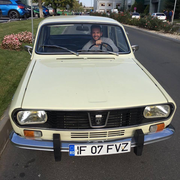 SORIN BROTNEI şi-a achiziţionat o super maşină! Artistul le-a arătat-o tuturor:,,Mi-am luat jucărie nouă‘’