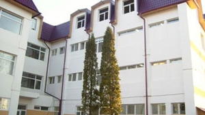 Patru copii si o ingrijitoare de la o gradinita din Targoviste, internati cu toxiinfectie alimentara