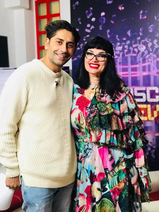 Ozana Barabancea, taxată la sânge de Iulia Albu pentru apariția de la Premiile TV Mania 2018: “Machiajul «scary doll face», iar sânul este…”