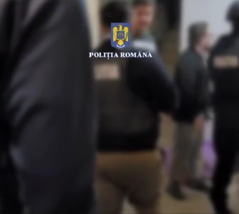 Florin Salam a fost ”săltat” de mascați/ Sursa foto: Captură video