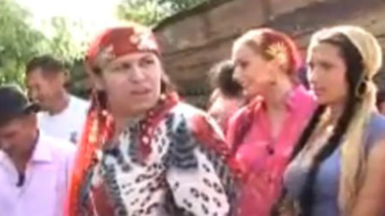 VEZI AICI cum injura Nikita ca la usa cortului