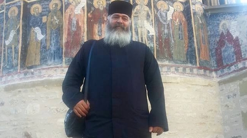 "Parintele de pe Facebook" loveste din nou! Ce invata fetele in cautare de baieti! "Sa nu umble din barbat in barbat"!
