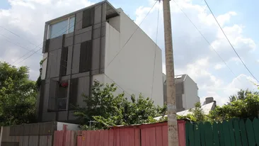 “Perla” din mahala! O casa atrage toate privirile in cartierul Plumbuita! Vezi de ce!