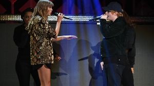 Ed Sheeran, noi detalii din relația sa cu Taylor Swift. Cum a aflat depre logodna cântăreței americane