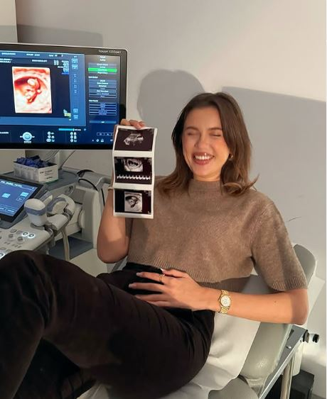 Emily, primele declaraţii despre sarcină. (SURSA: INSTAGRAM.COM)