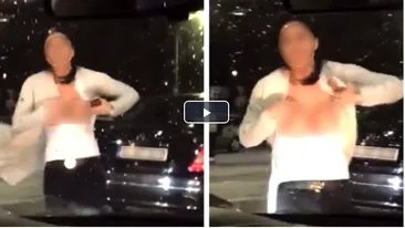 Imagini șocante pe o stradă din București! O șoferiță bătăușă s-a dezbrăcat ca să-și intimideze rivala