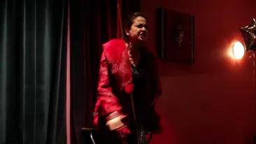 Geamana Mihaela de la Indiggo, criza de nervi la lansarea unui restaurant in SUA! Vezi ce-a apucat-o!