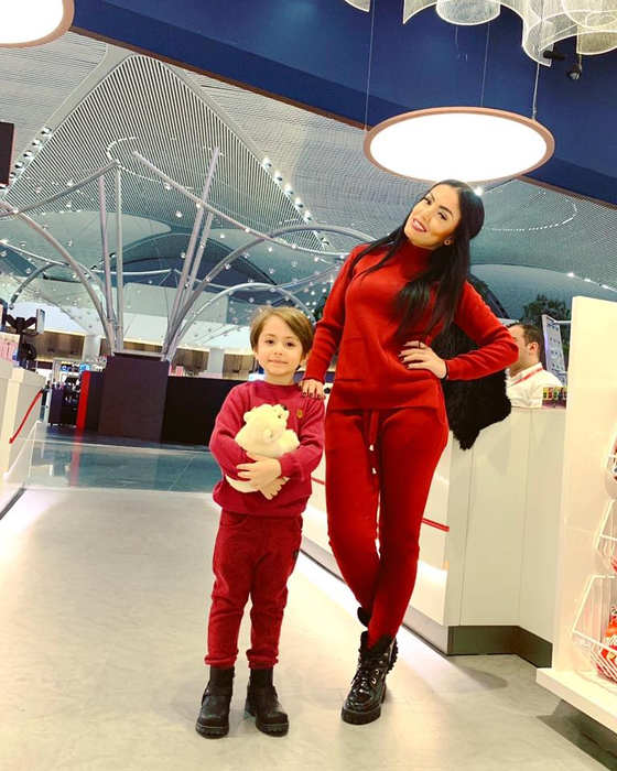 Andreea Mantea a bifat o nouă intervenţie estetică. Fanilor nu le place cum arată acum vedeta: „Erai perfectă înainte”